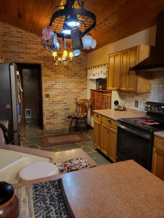 Image 15 of 27 For 8718 Fort Shea Avenue