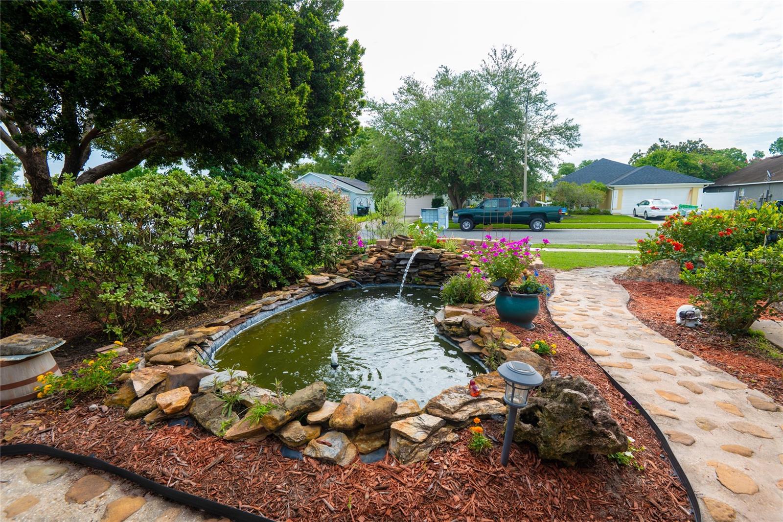 Image 3 of 27 For 8718 Fort Shea Avenue