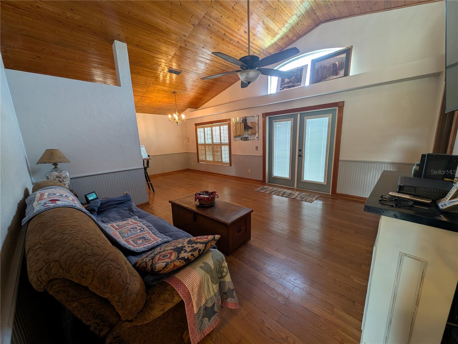 Image 8 of 27 For 8718 Fort Shea Avenue