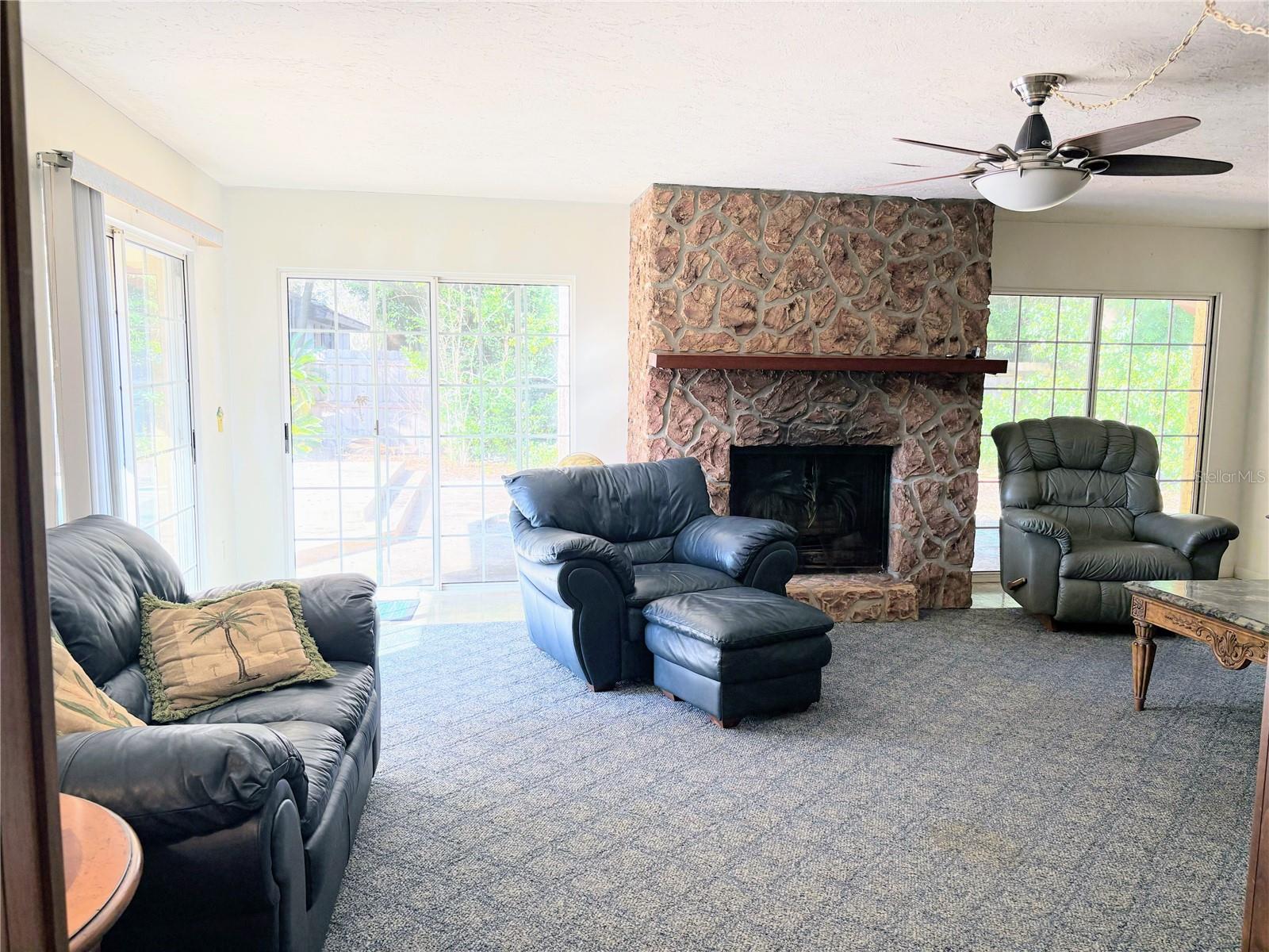 Image 7 of 11 For 30 Sable Court