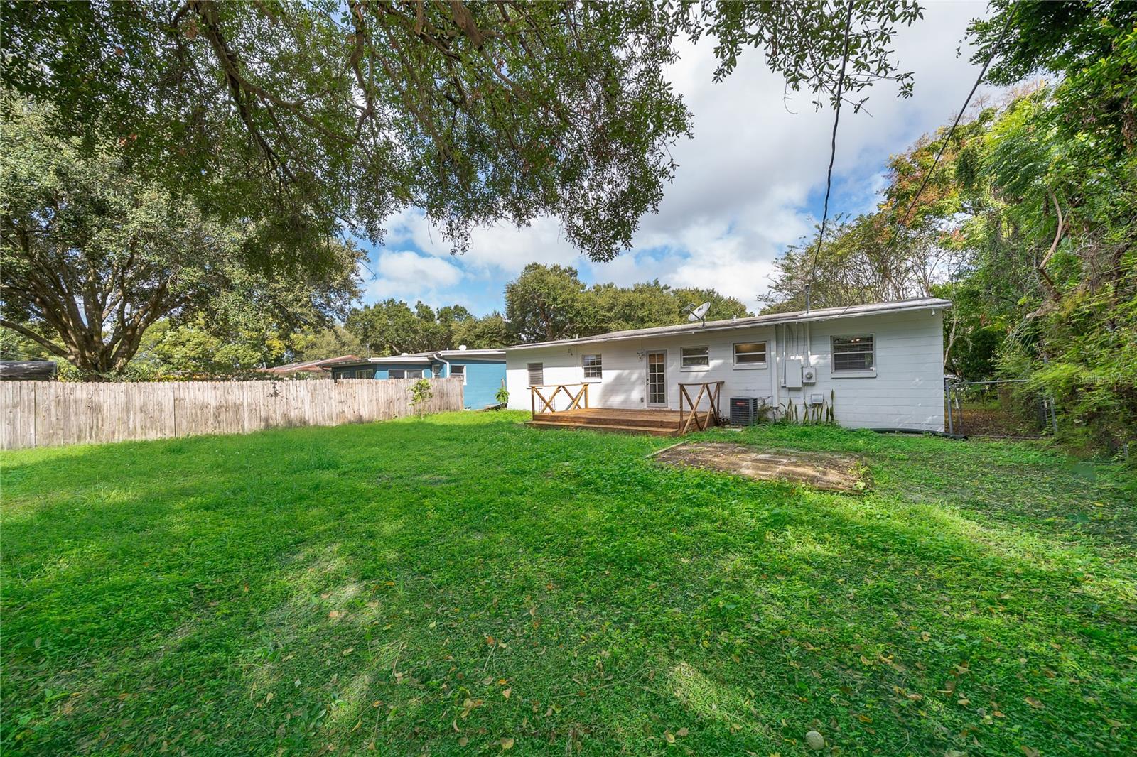 Image 16 of 17 For 1024 Canovia Avenue