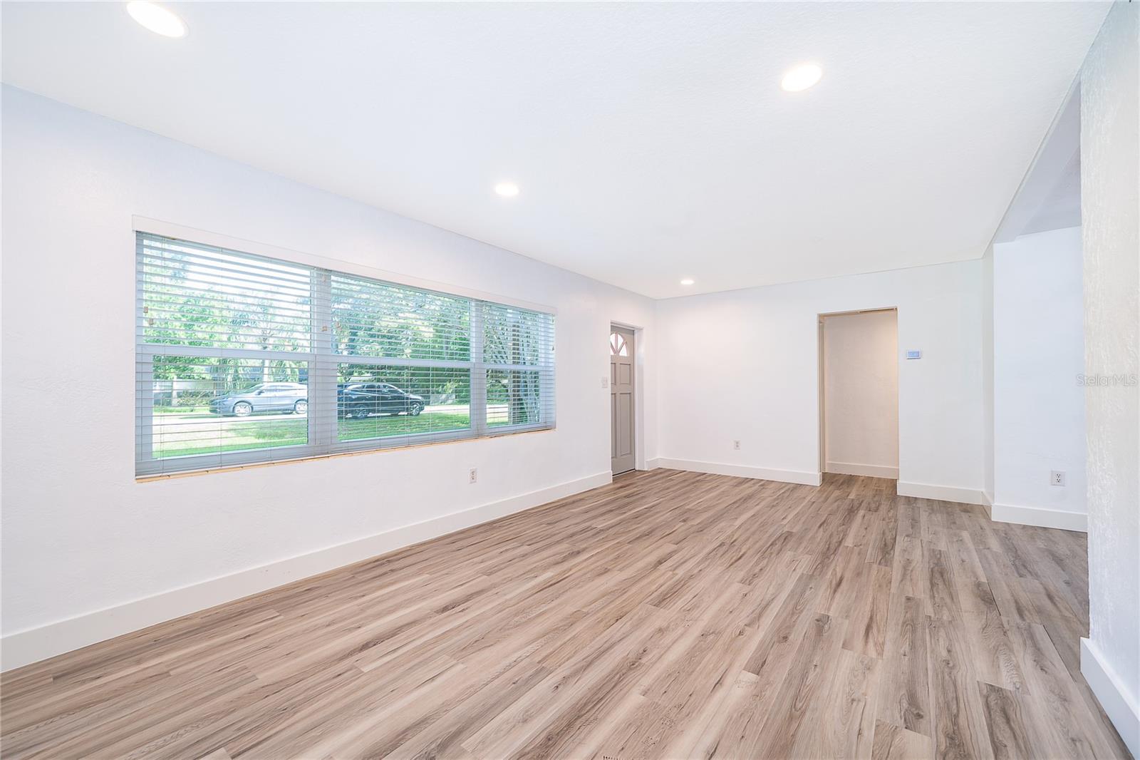 Image 5 of 17 For 1024 Canovia Avenue