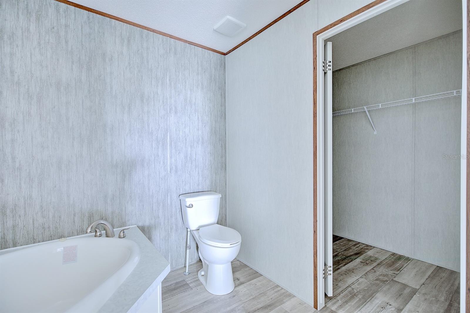 Image 18 of 30 For 8595 13th Court