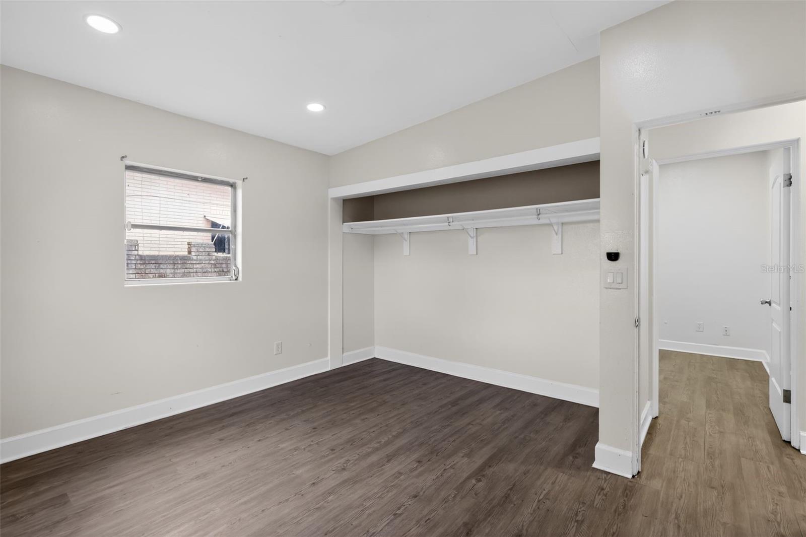 Image 15 of 21 For 6020 Harwood Avenue