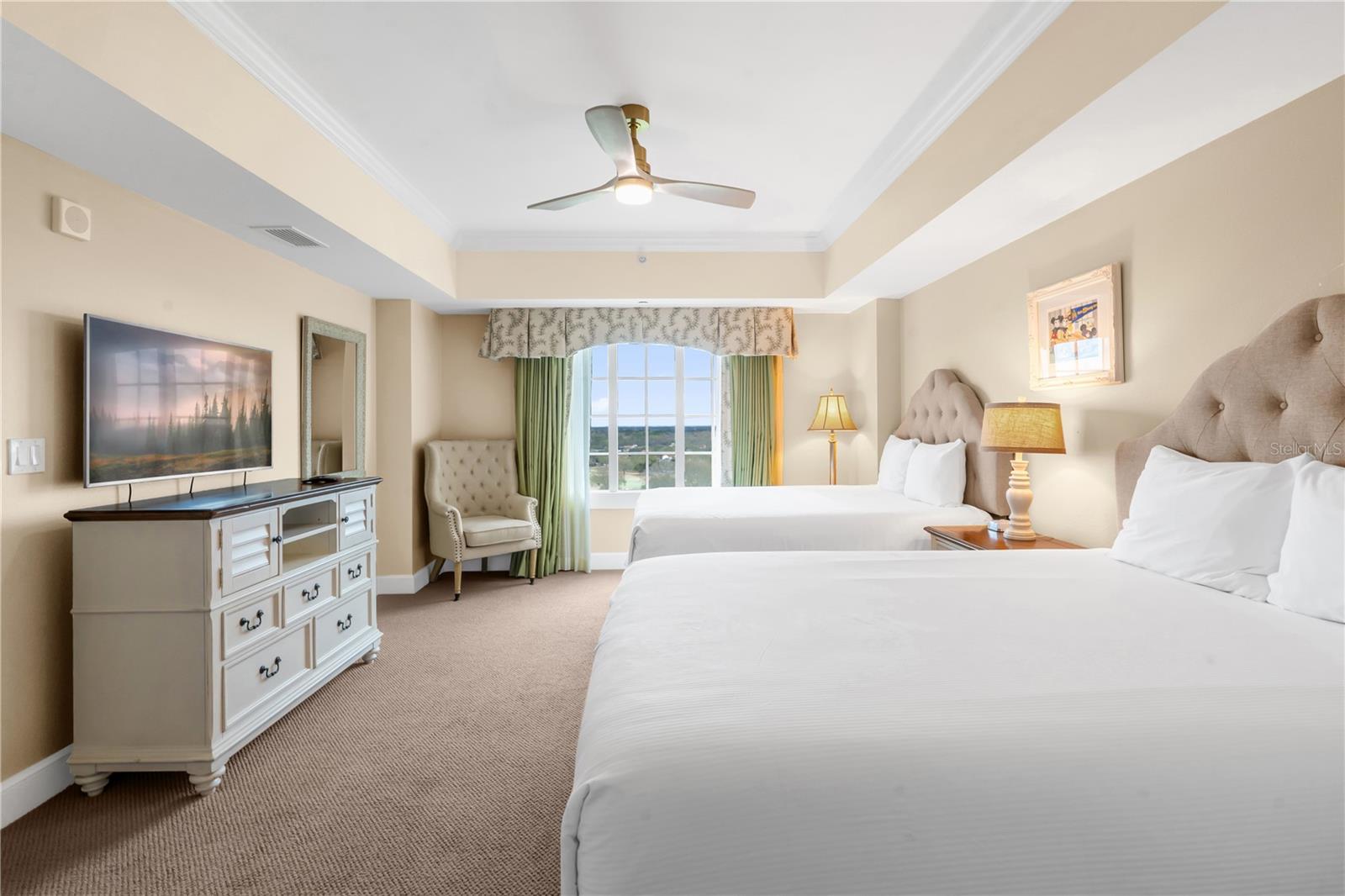 Image 21 of 47 For 7593 Gathering Drive 803