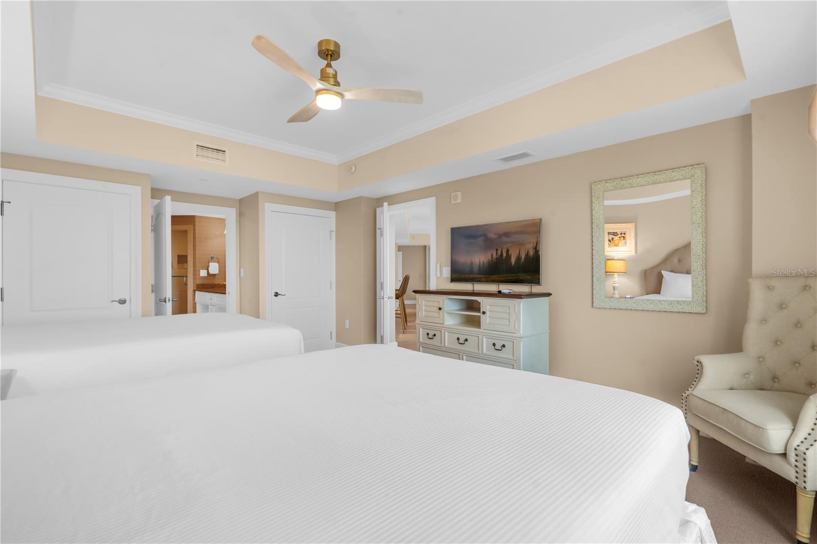 Image 22 of 47 For 7593 Gathering Drive 803