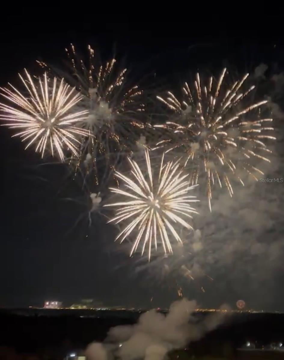 Image 33 of 47 For 7593 Gathering Drive 803