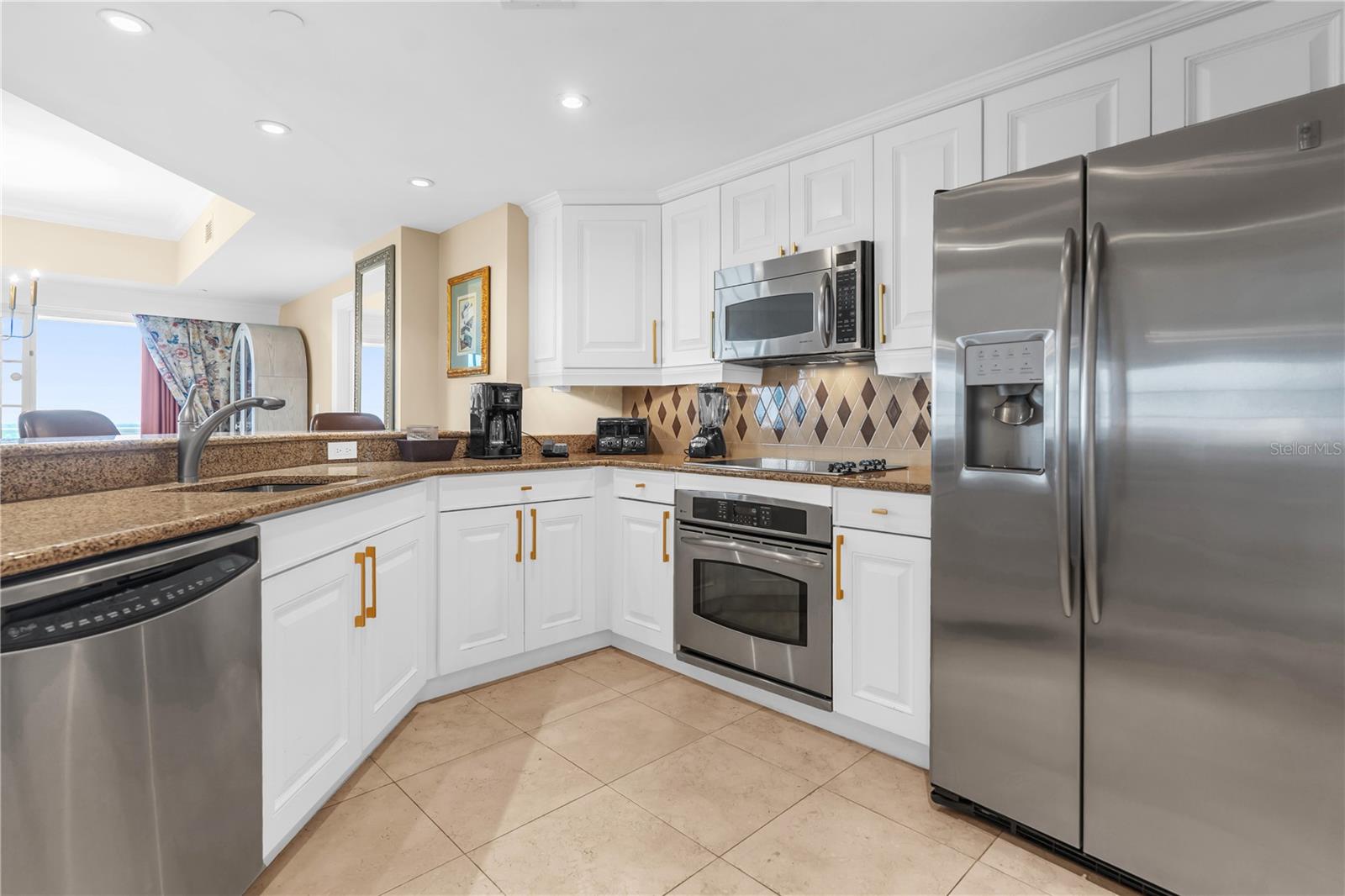 Image 6 of 47 For 7593 Gathering Drive 803