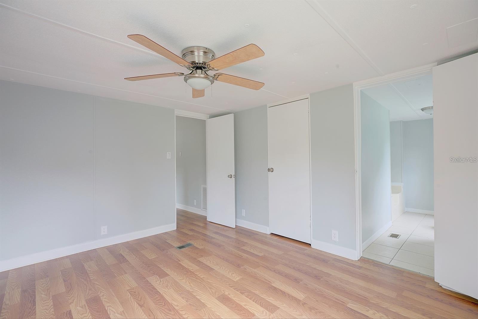 Image 16 of 28 For 4555 Leisure Boulevard