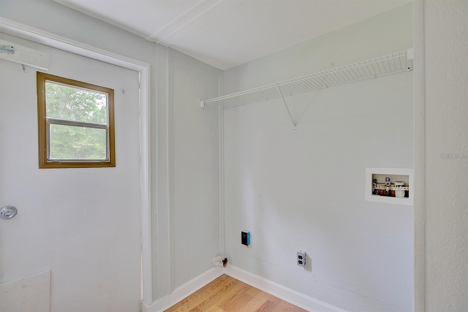 Image 19 of 28 For 4555 Leisure Boulevard