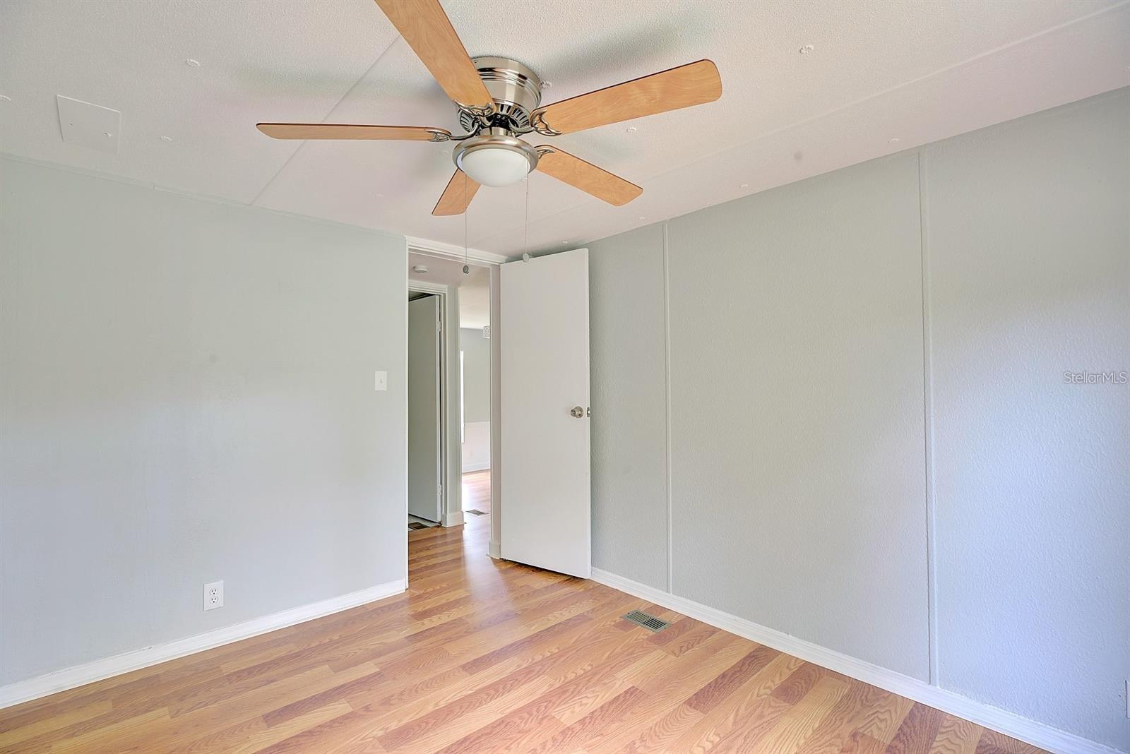 Image 20 of 28 For 4555 Leisure Boulevard