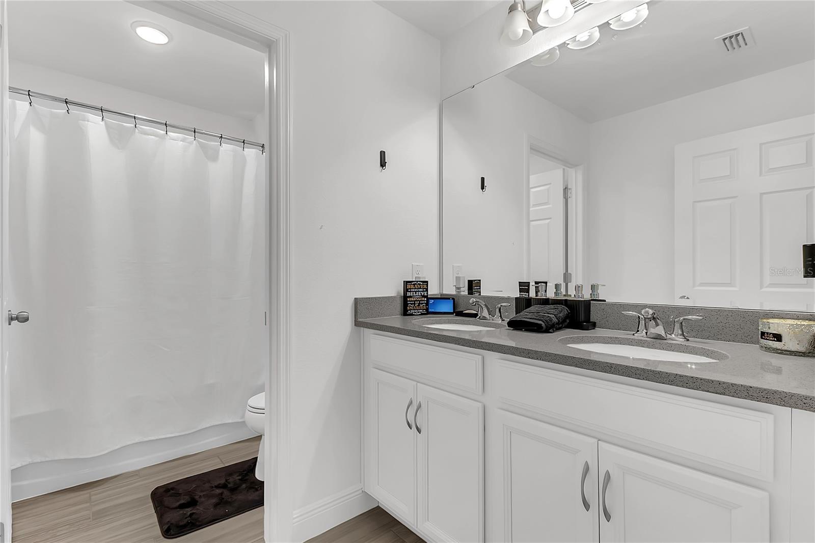 Image 25 of 73 For 5014 Tibet Court