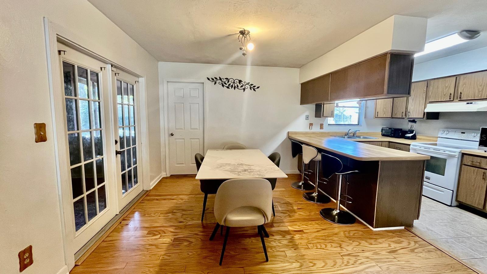 Image 9 of 35 For 6018 26th Terrace