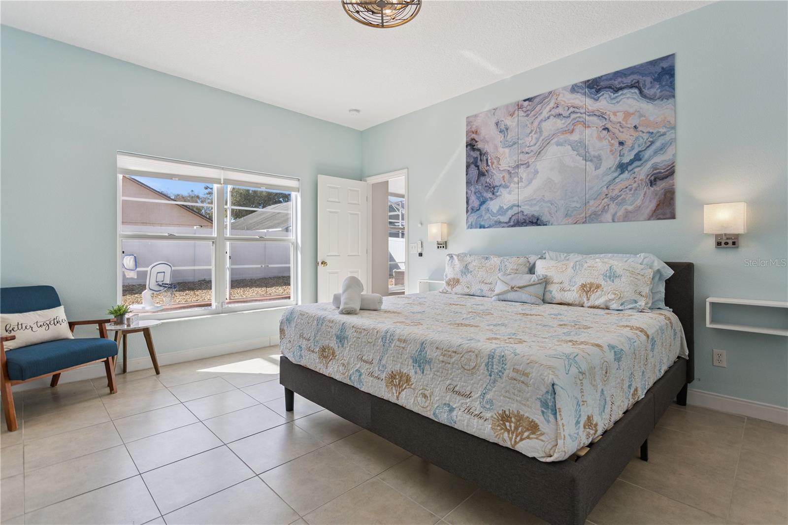 Image 15 of 33 For 511 Jaybee Avenue