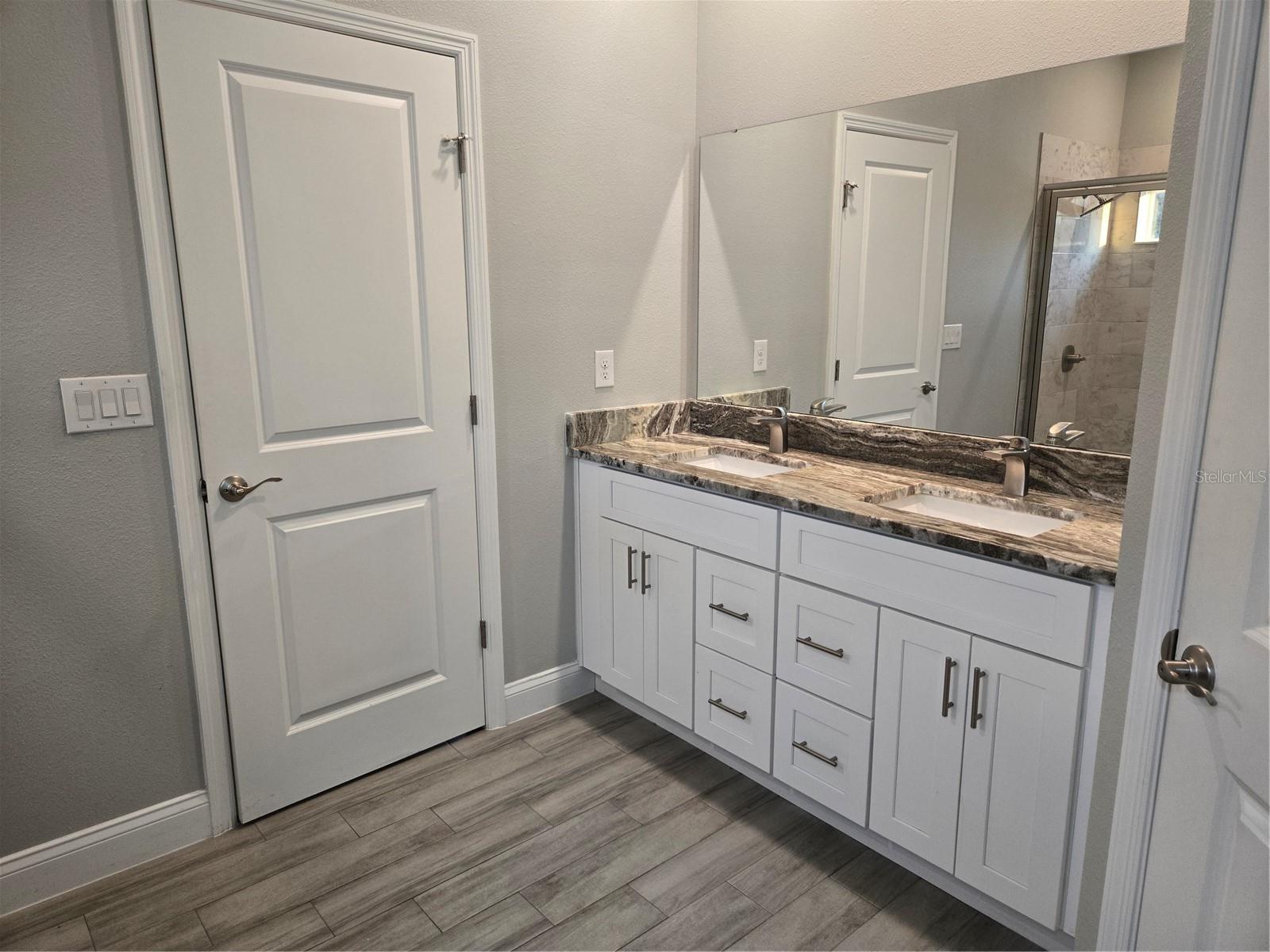 Image 18 of 31 For 99 Orchid Lane