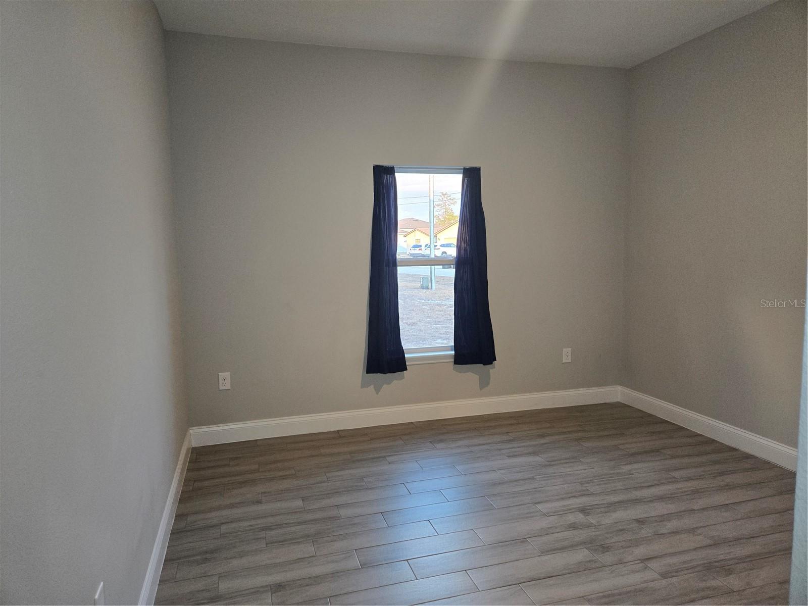 Image 28 of 31 For 99 Orchid Lane