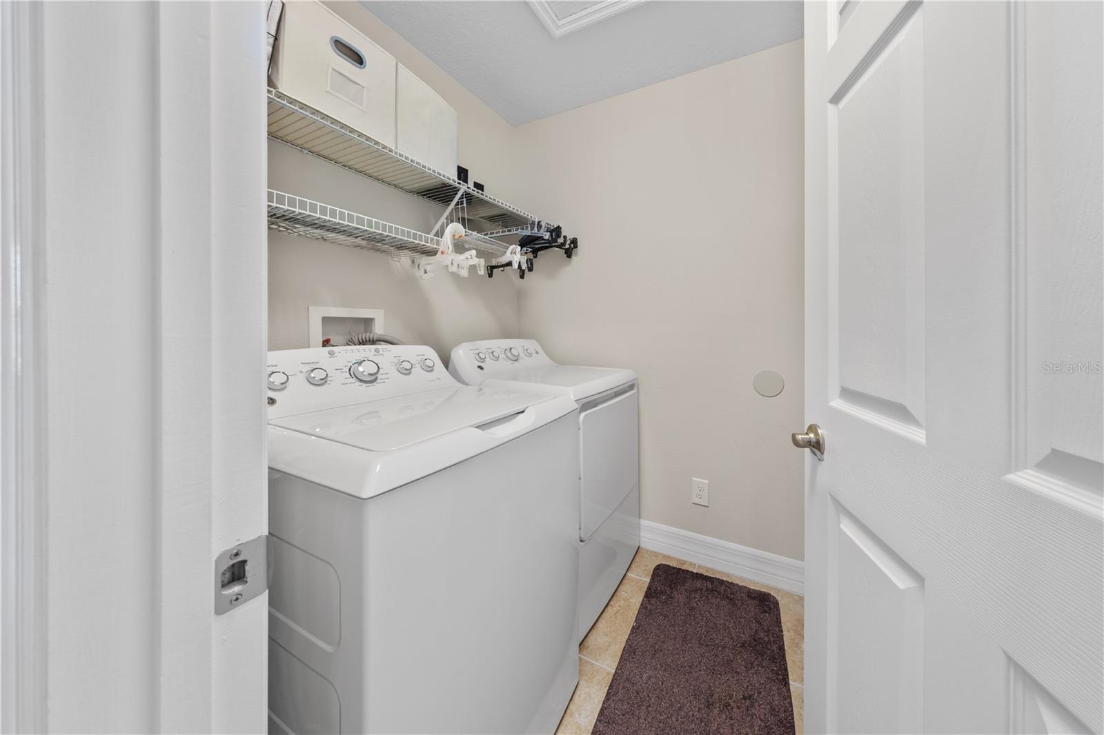 Image 25 of 49 For 1059 Cedar Bay