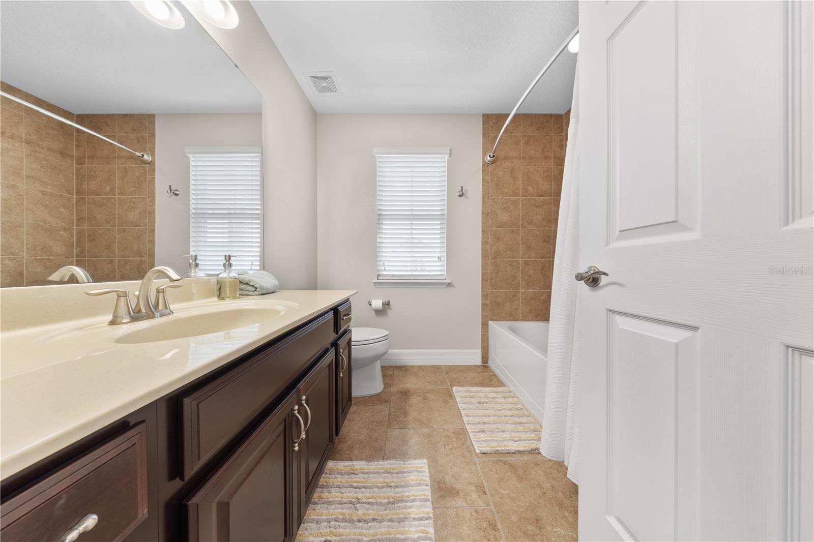 Image 29 of 49 For 1059 Cedar Bay