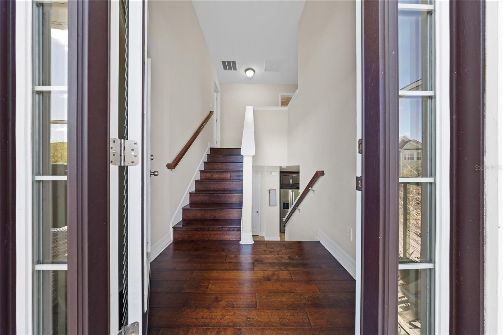 Image 5 of 49 For 1059 Cedar Bay