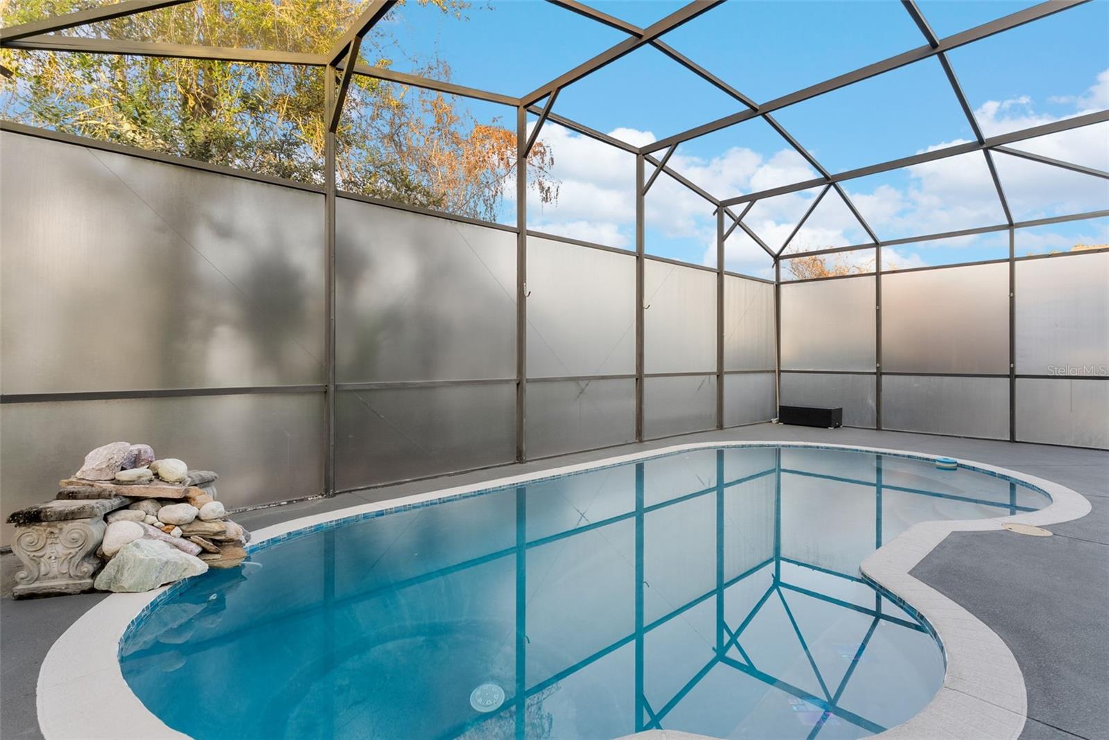 Image 36 of 44 For 1649 Golfside Village Court