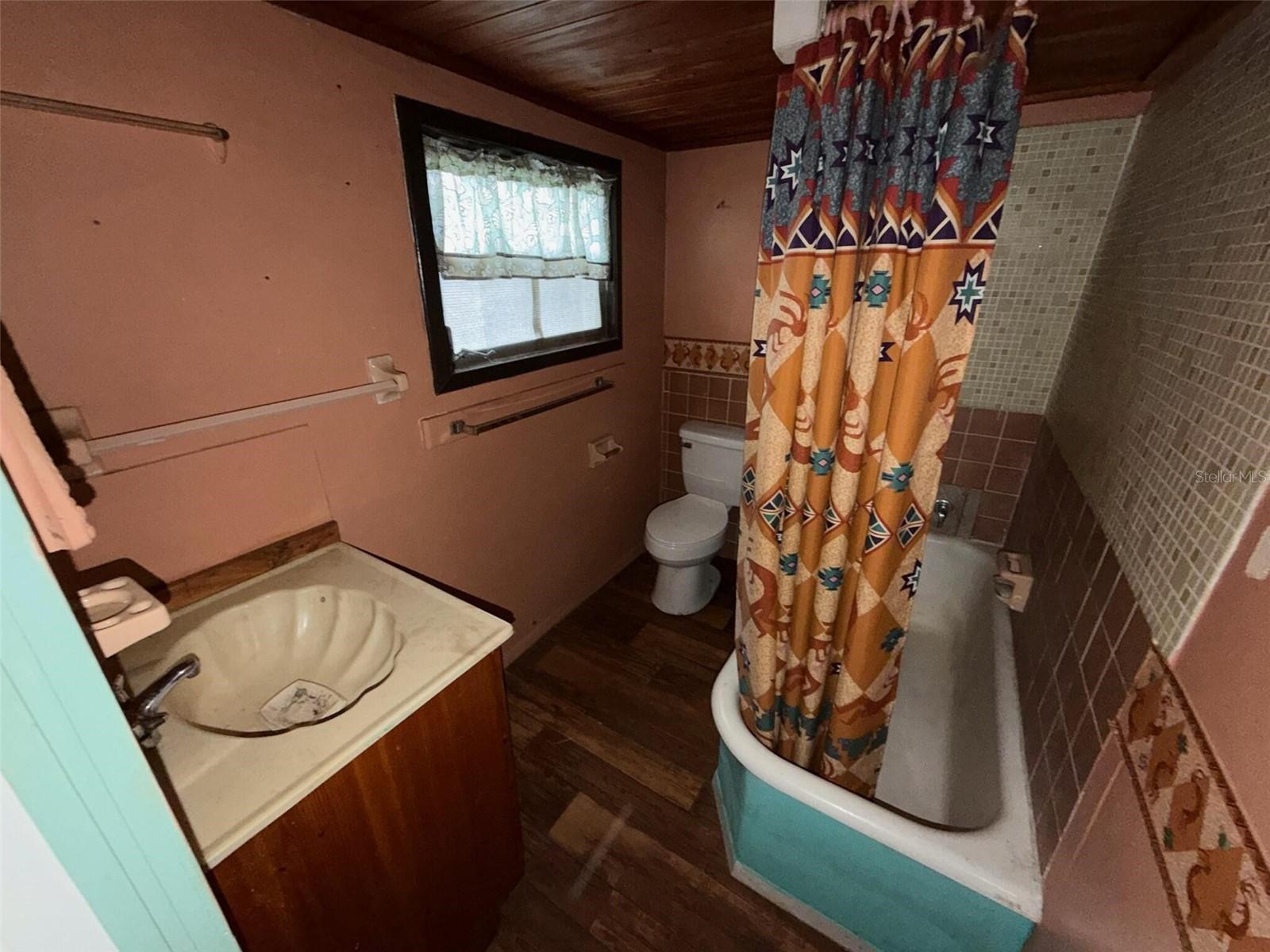 Image 18 of 21 For 5450 10th Street