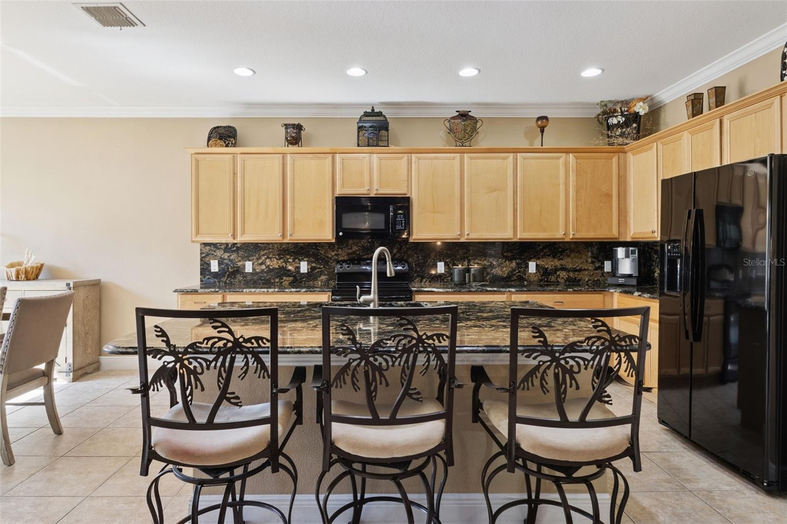 Image 13 of 52 For 447 Villa Park Road