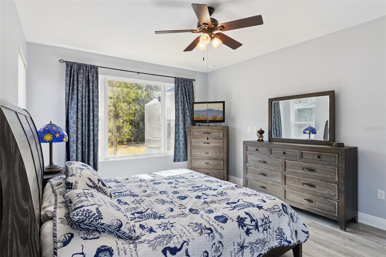 Image 16 of 52 For 447 Villa Park Road