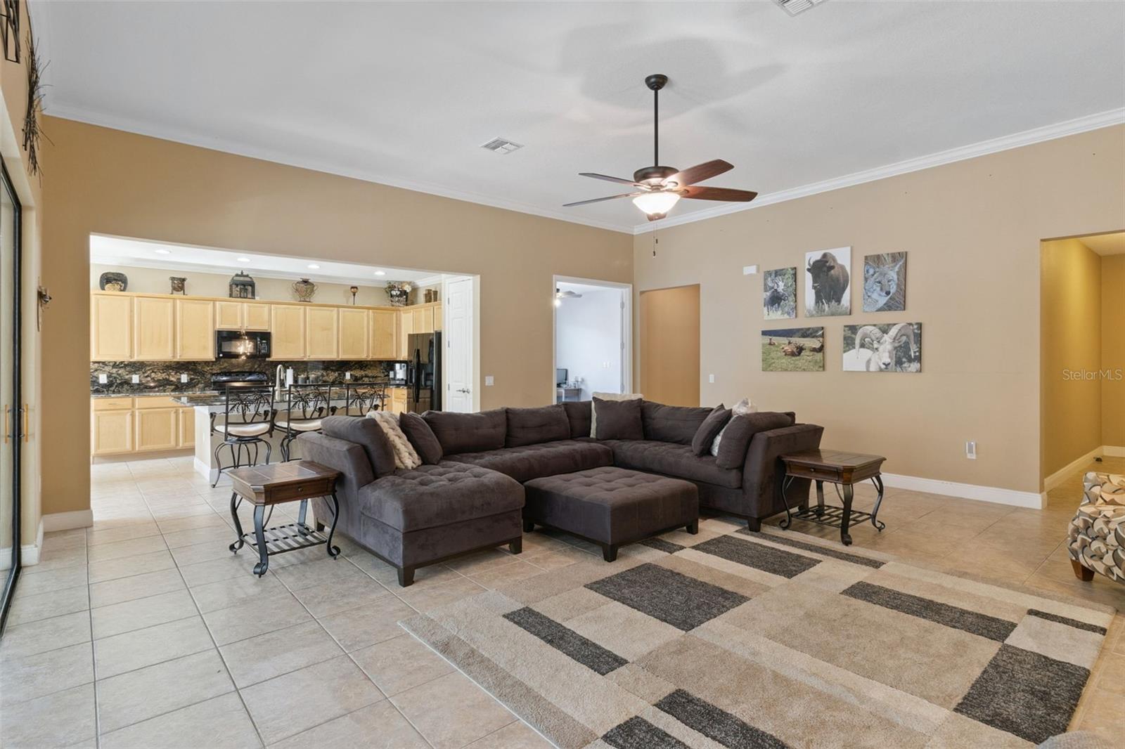 Image 7 of 52 For 447 Villa Park Road