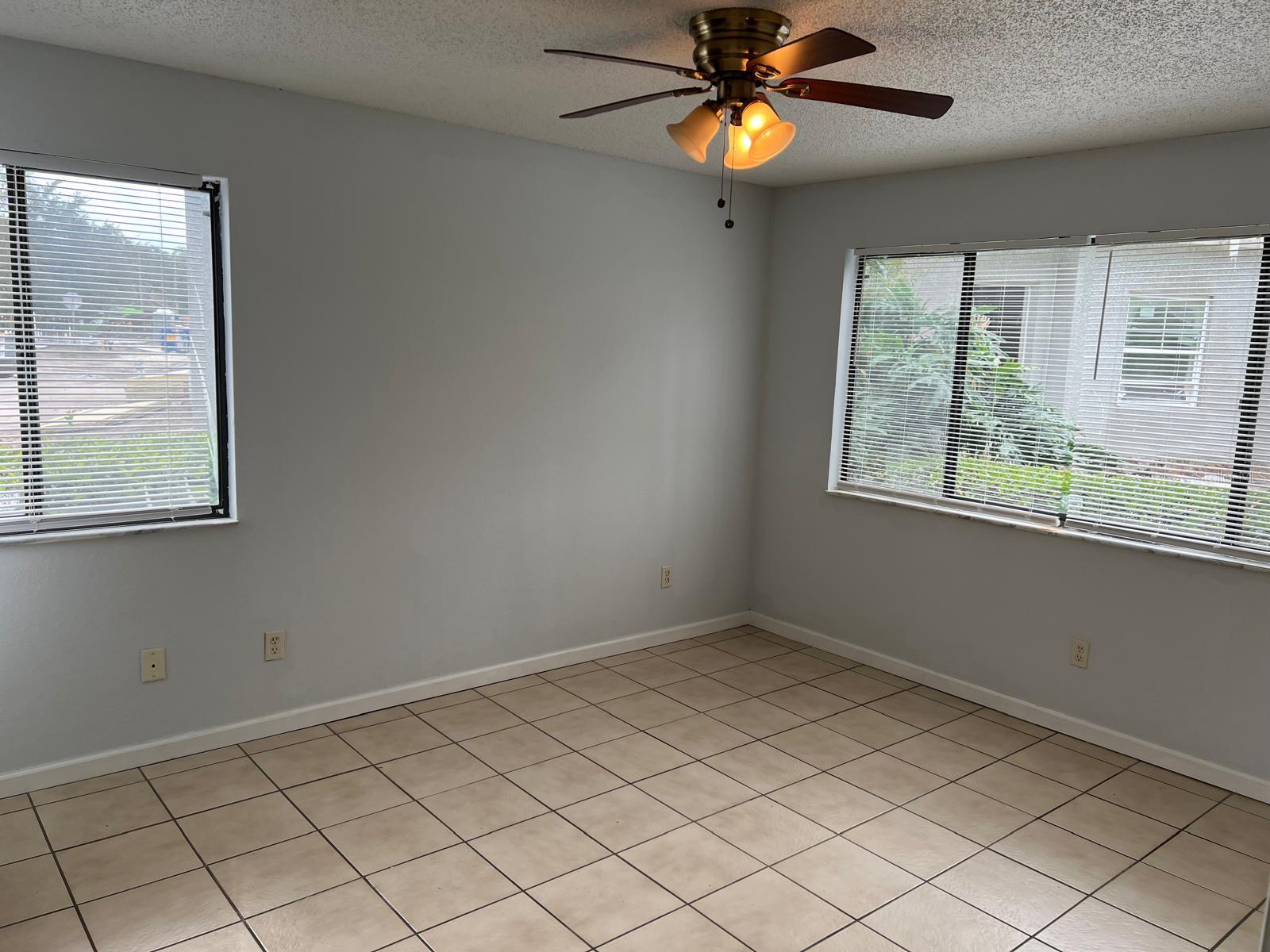 Image 15 of 27 For 2740 Oak Park Way 102