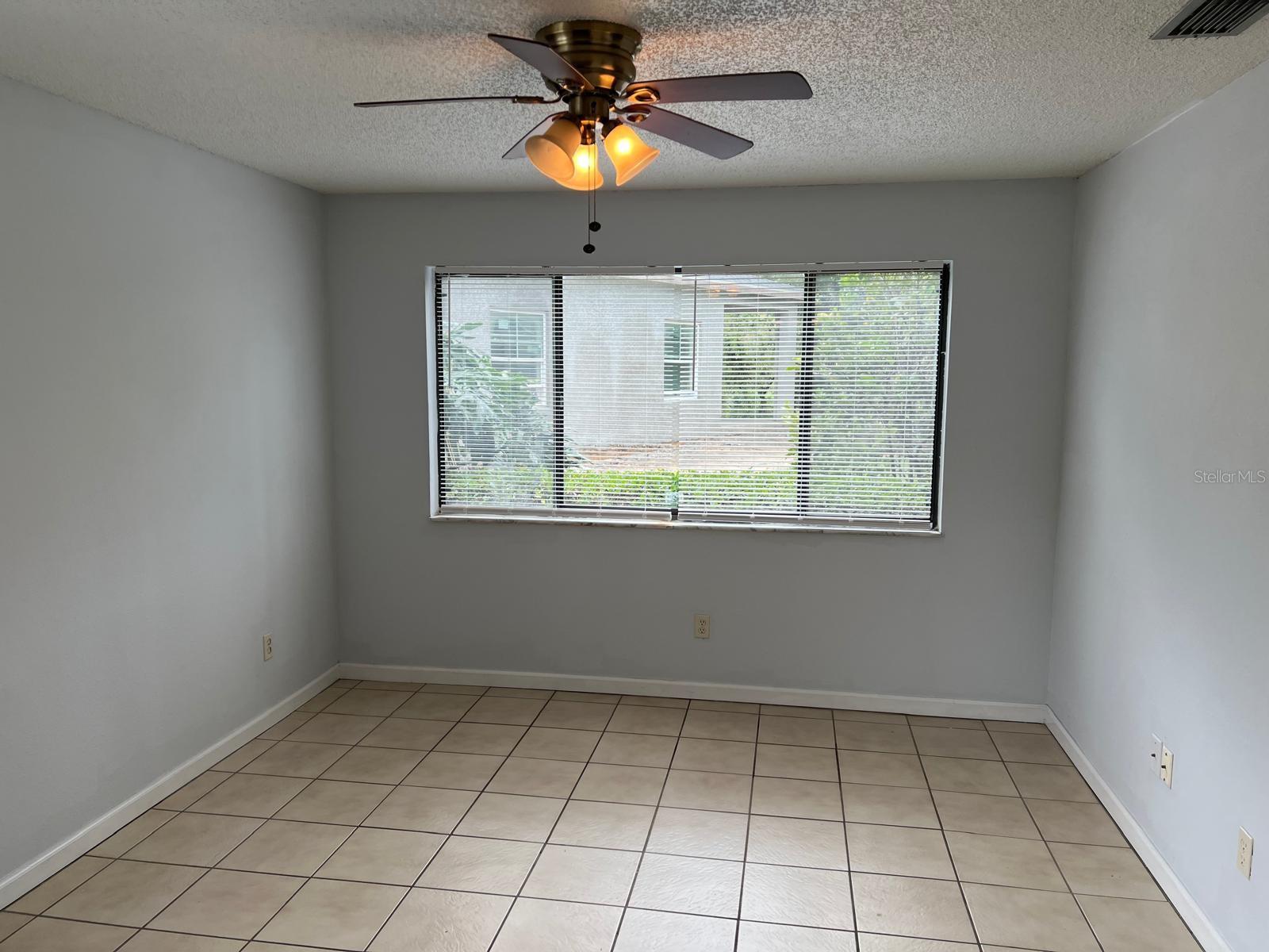 Image 16 of 27 For 2740 Oak Park Way 102