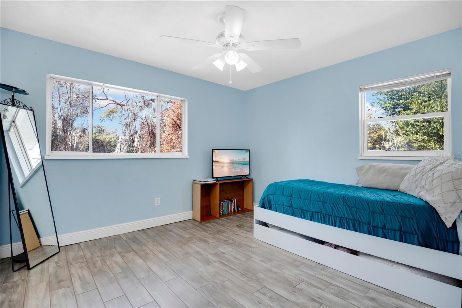 Image 14 of 32 For 1355 Taylor Road W