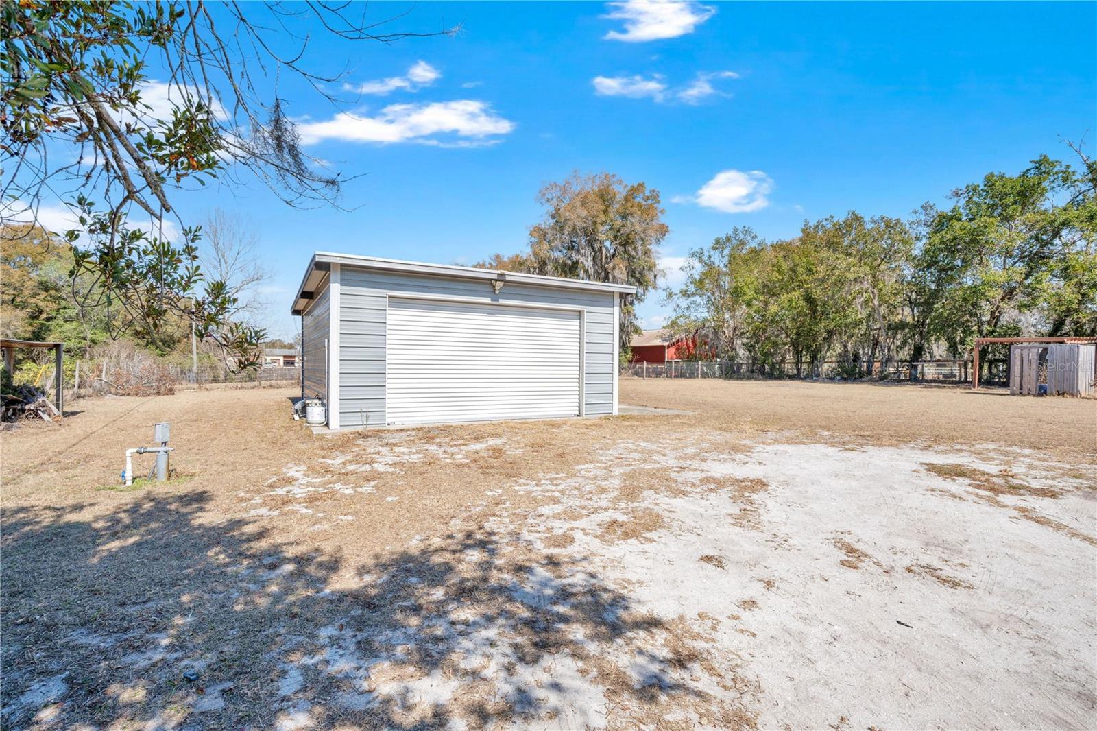 Image 3 of 32 For 1355 Taylor Road W