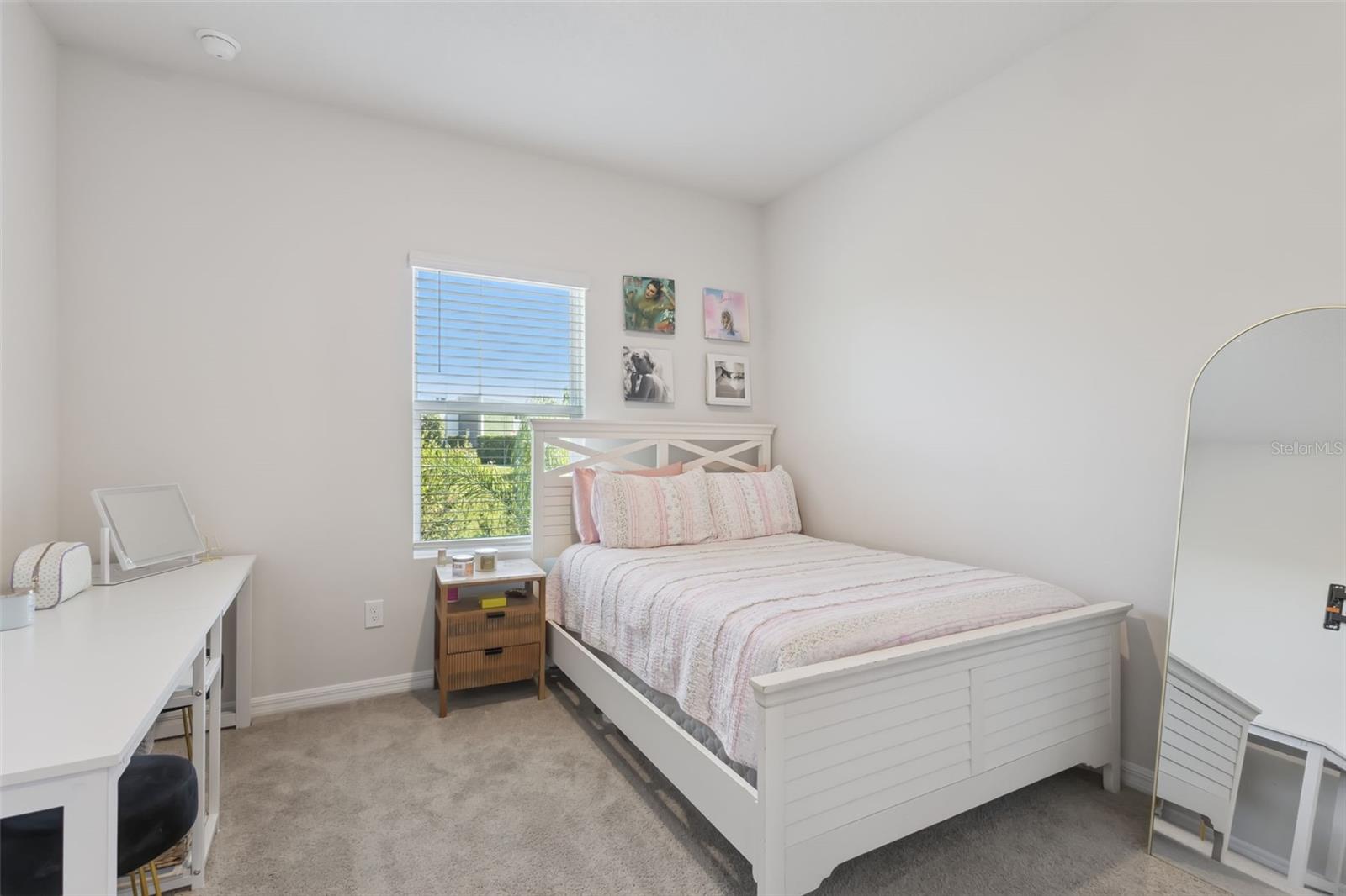 Image 17 of 27 For 637 Astera Winds Lane