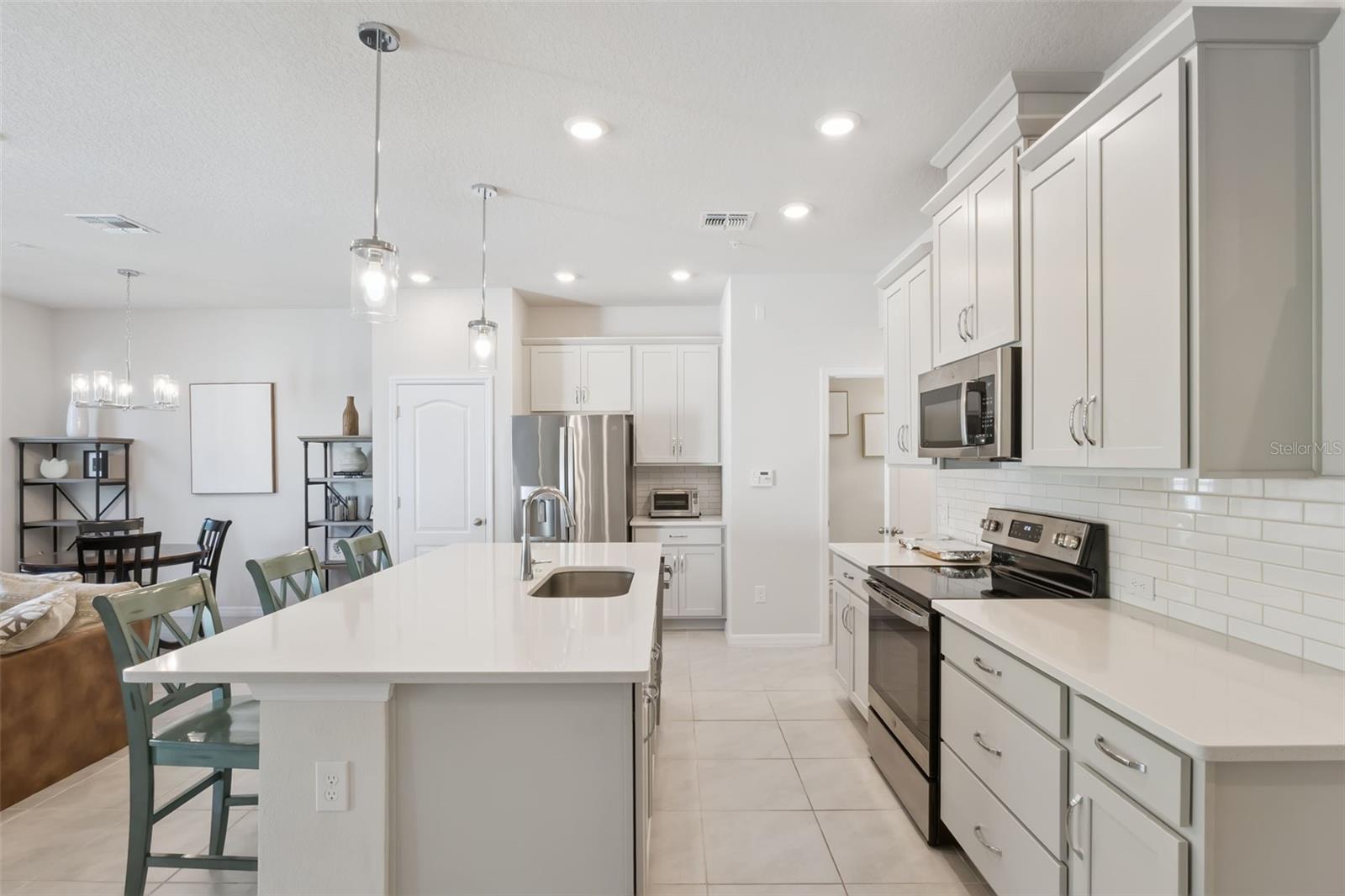 Image 4 of 27 For 637 Astera Winds Lane