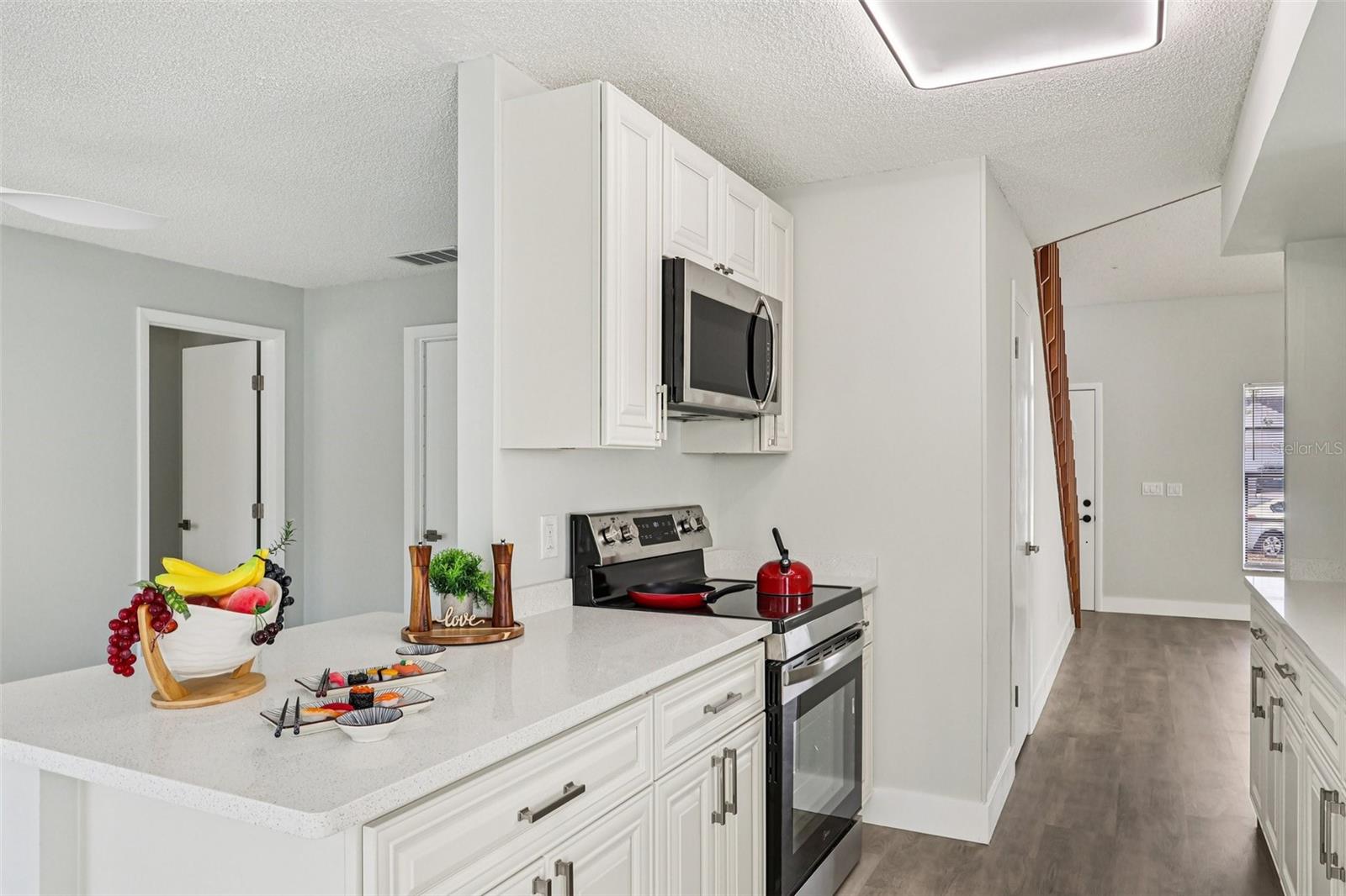 Image 17 of 44 For 1934 Pia Court