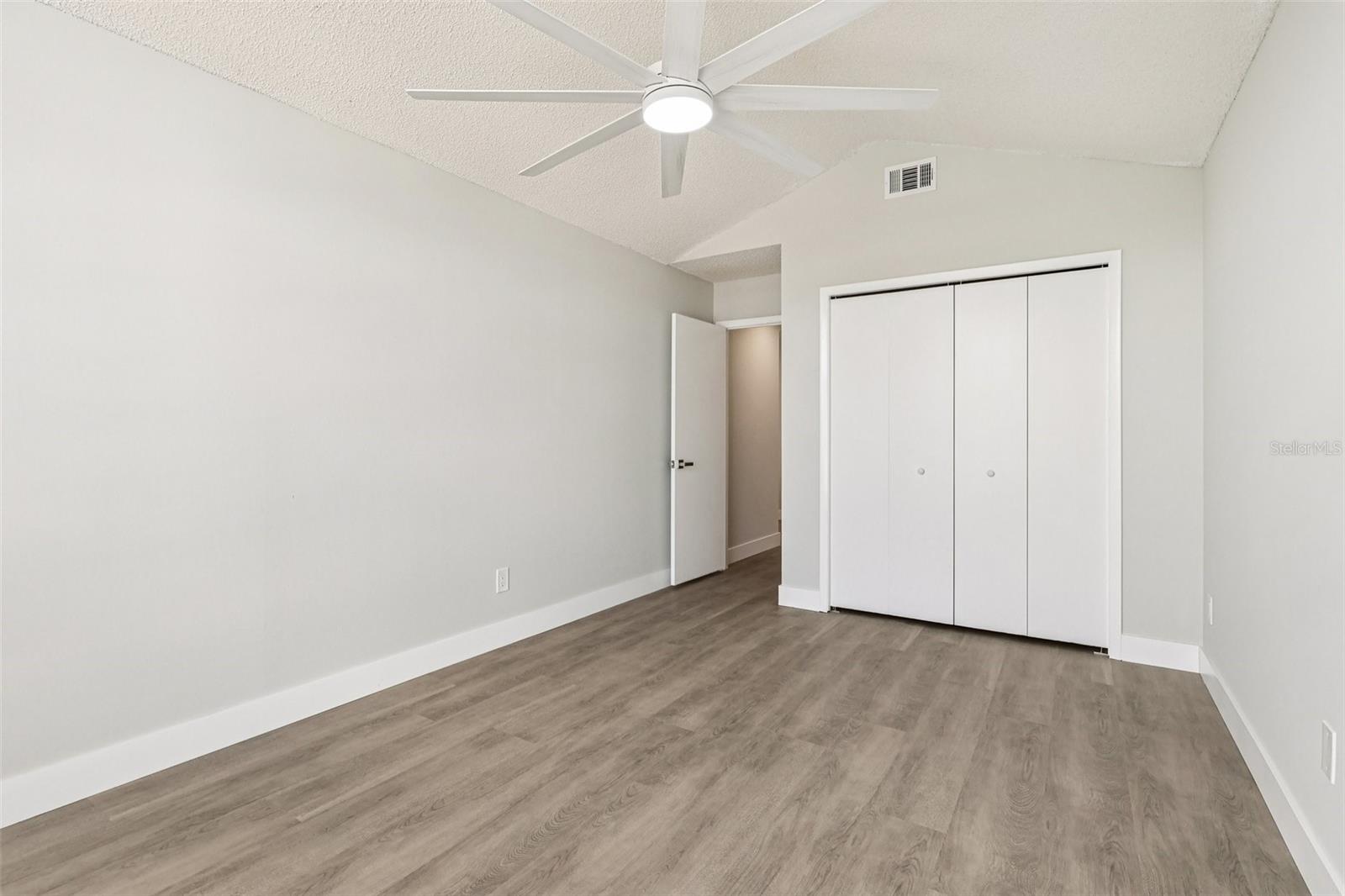 Image 39 of 44 For 1934 Pia Court