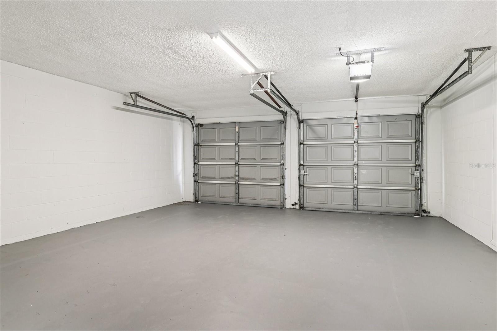 Image 42 of 44 For 1934 Pia Court