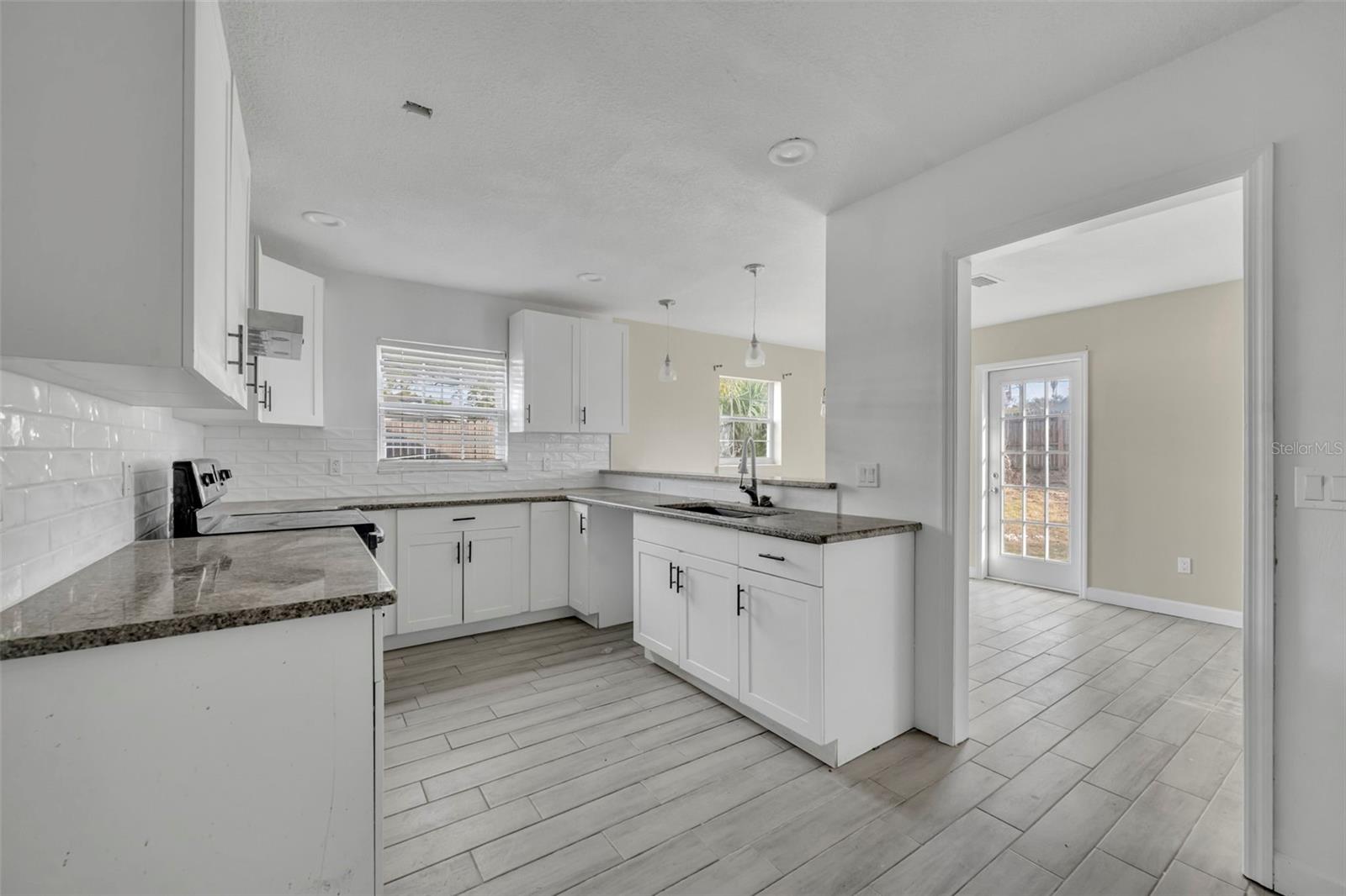 Image 12 of 21 For 109 Margo Lane