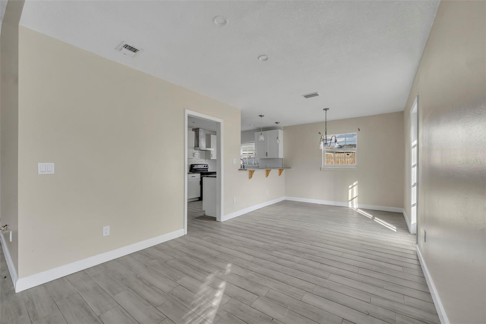 Image 7 of 21 For 109 Margo Lane