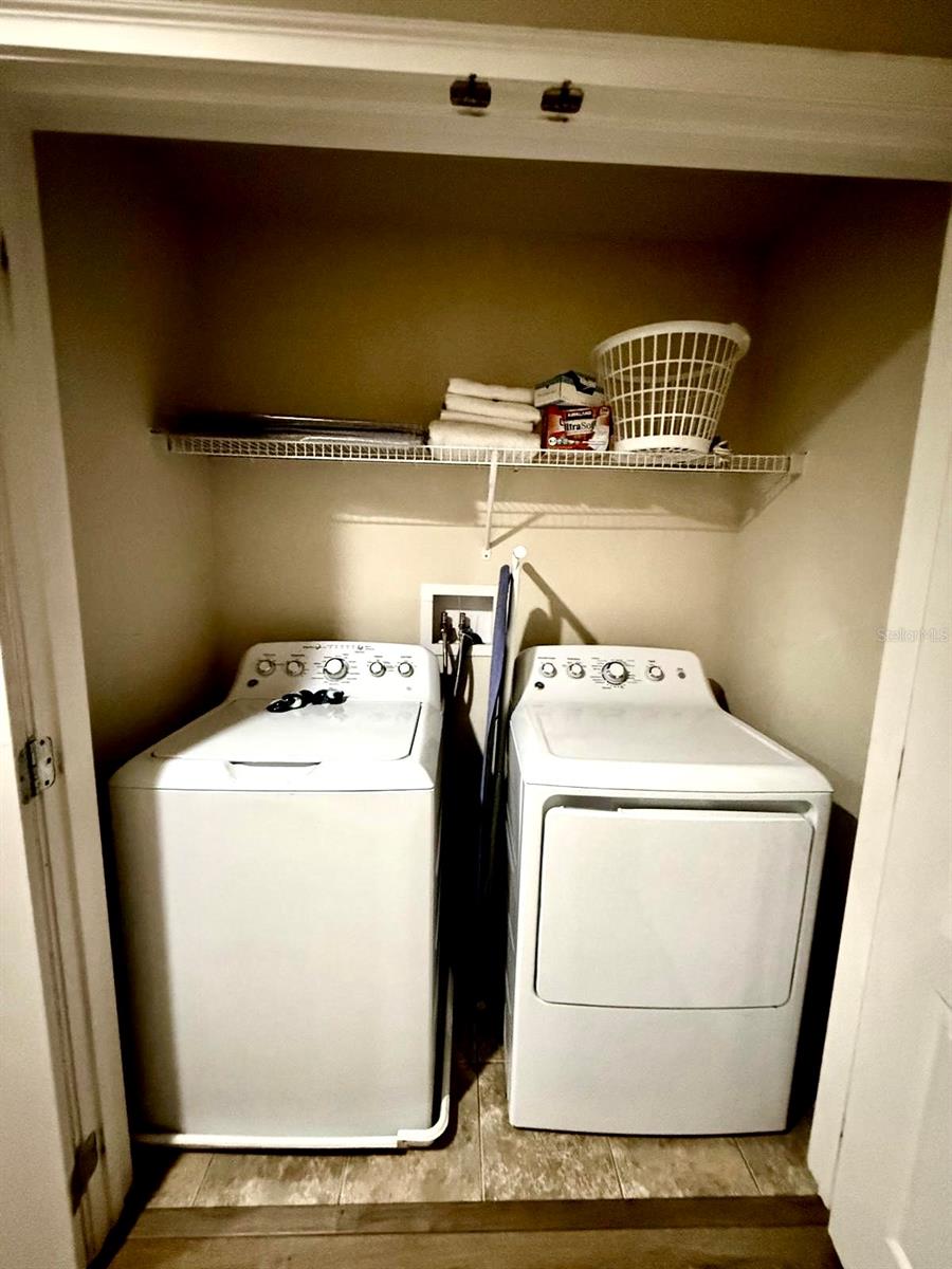 Image 14 of 39 For 8189 Roseville Road