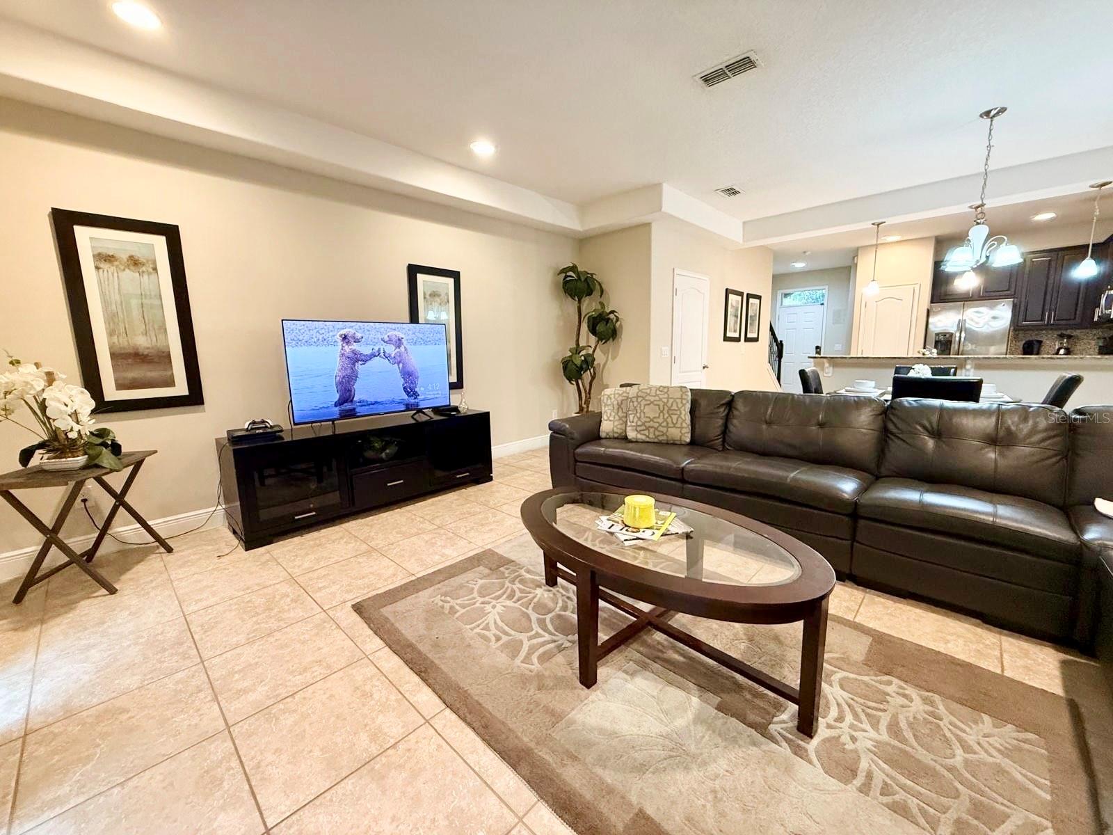 Image 24 of 39 For 8189 Roseville Road