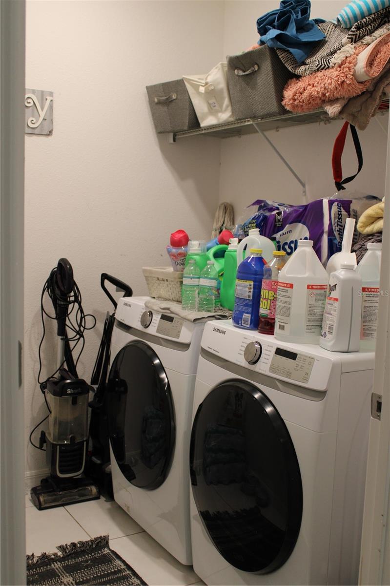 Image 16 of 18 For 2591 Wadeview Loop