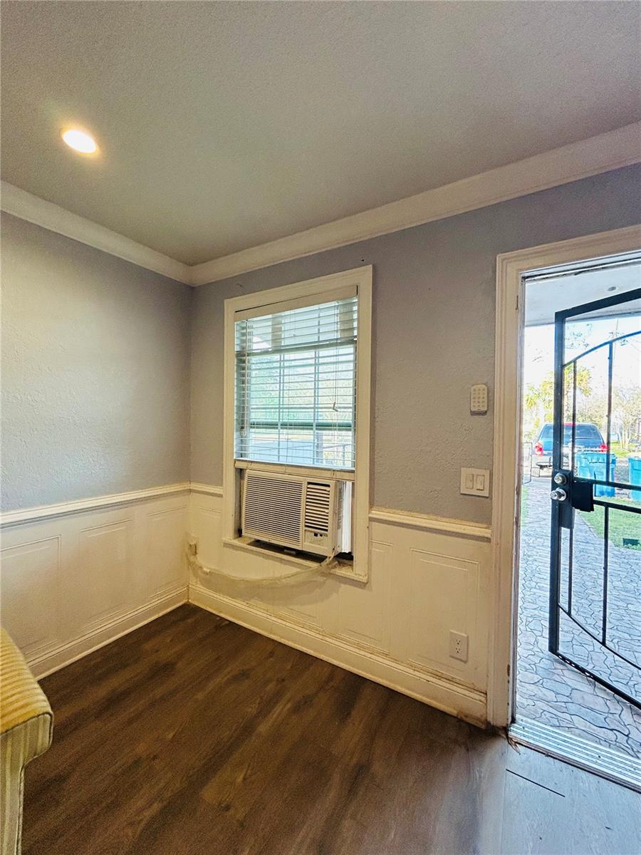 Image 10 of 14 For 4666 Ken Knight Drive N