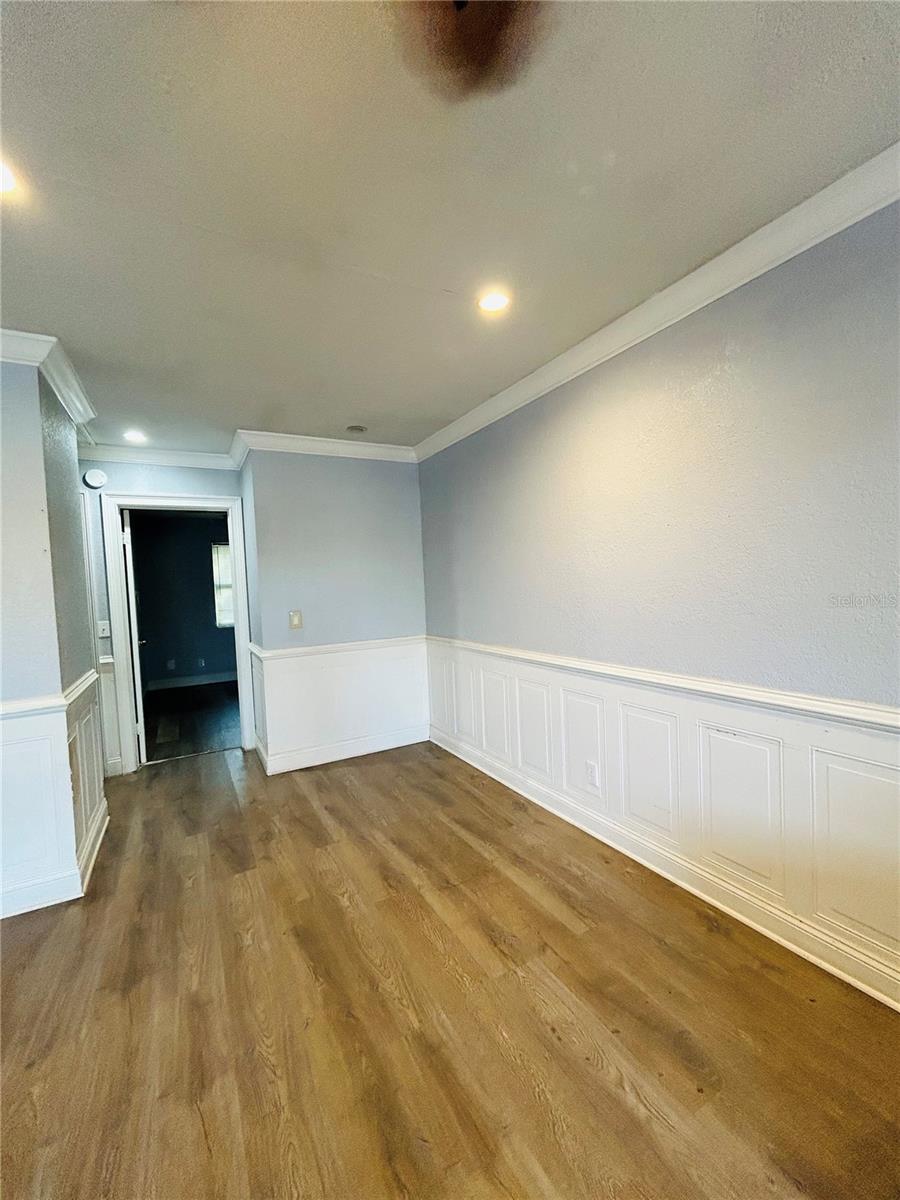 Image 9 of 14 For 4666 Ken Knight Drive N