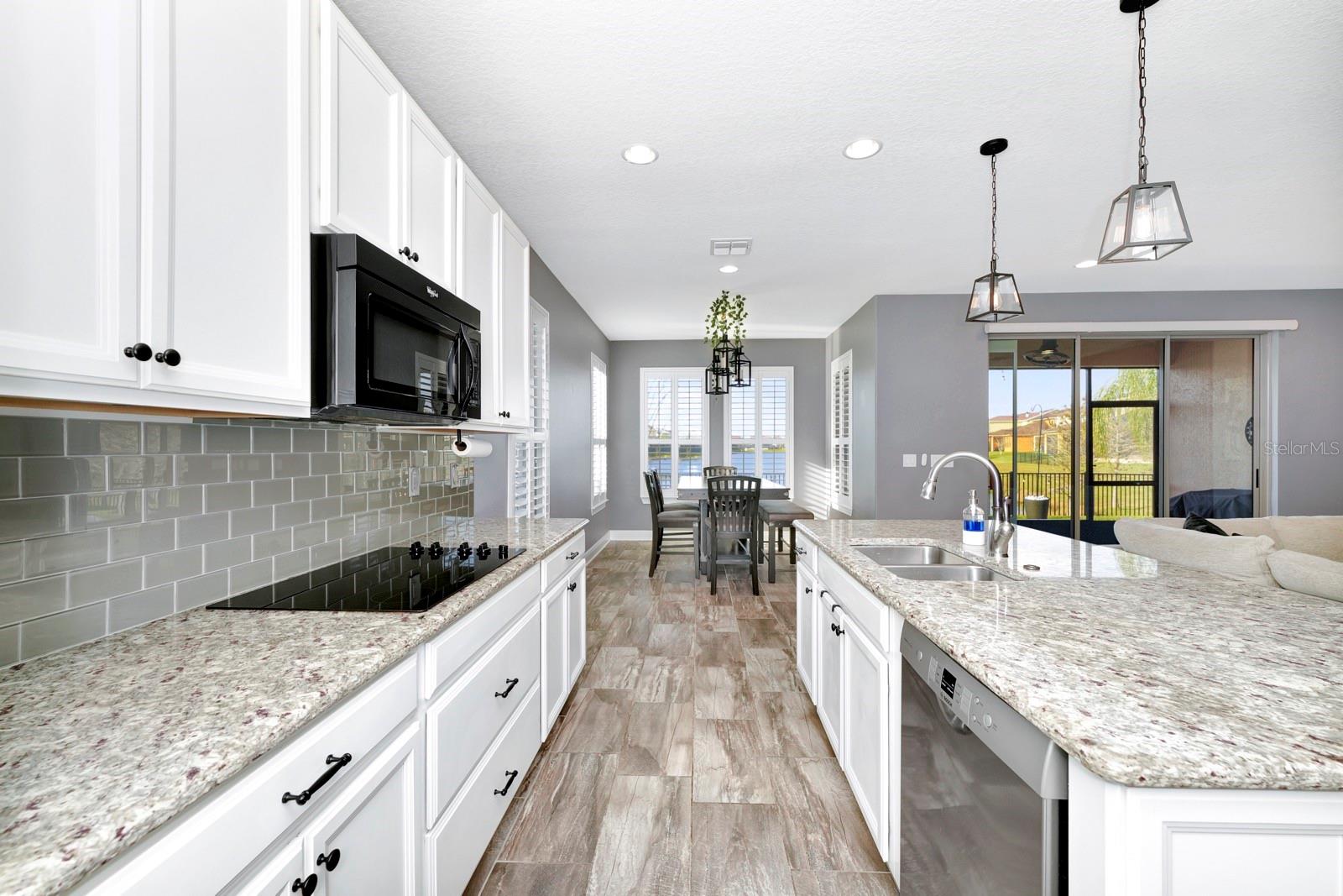 Image 19 of 38 For 915 Fountain Coin Loop