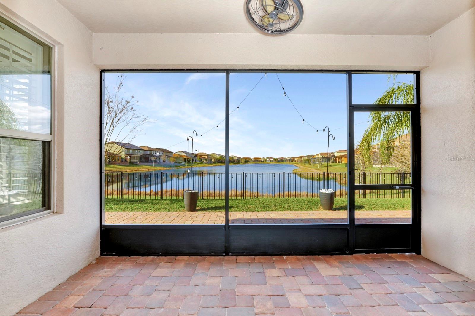 Image 4 of 38 For 915 Fountain Coin Loop