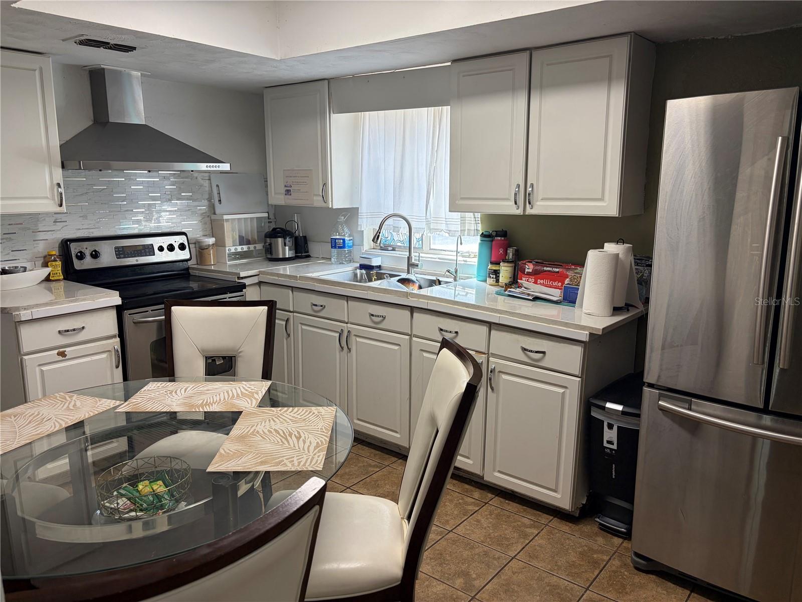 Image 2 of 16 For 5501 Vance Avenue