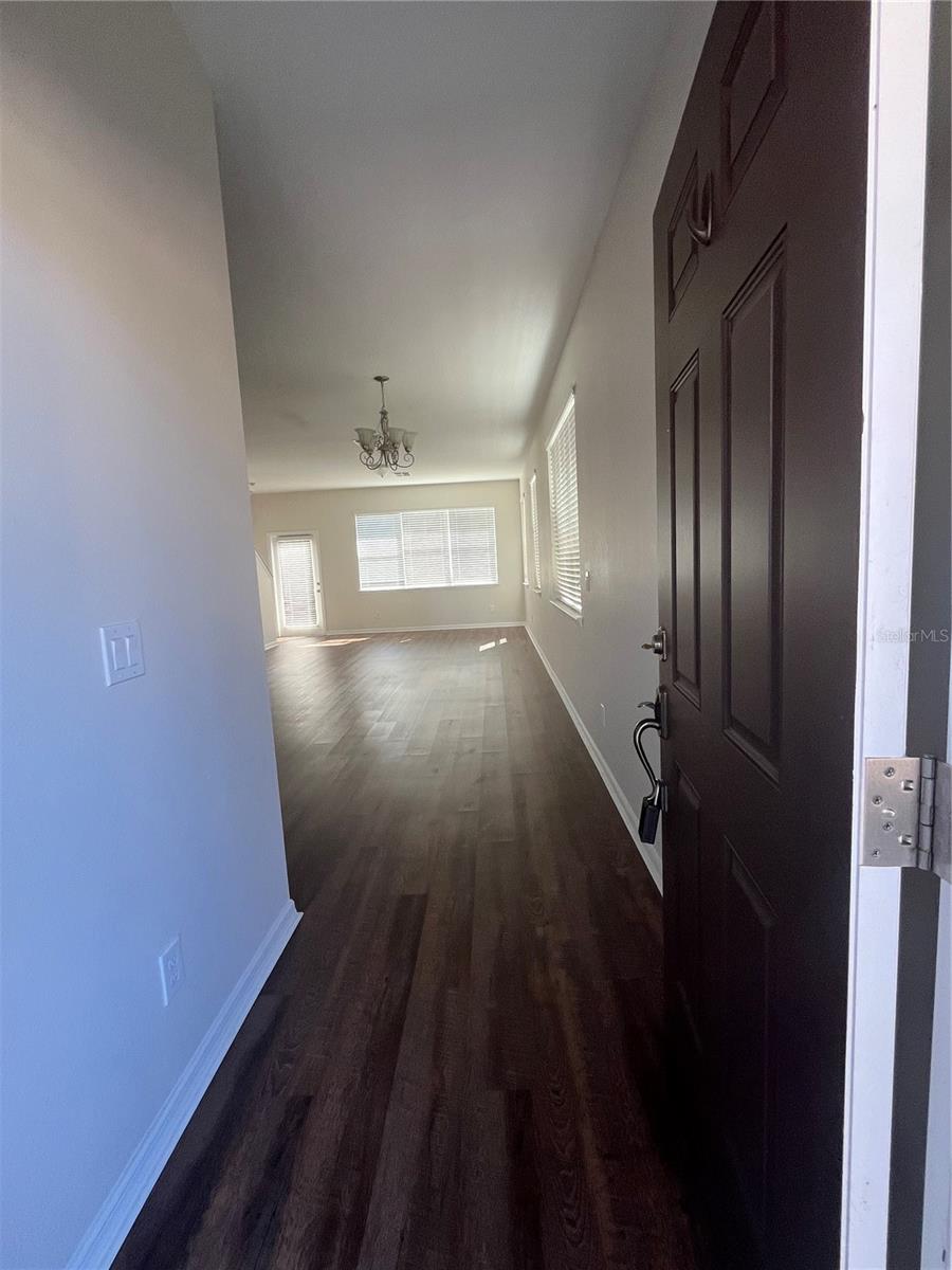 Image 4 of 25 For 7609 Sutherton Lane