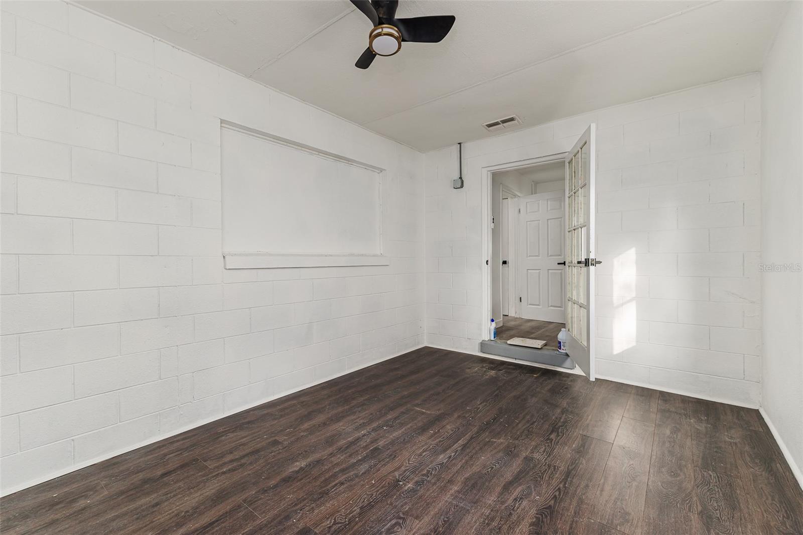 Image 11 of 28 For 661 Duncan Circle E