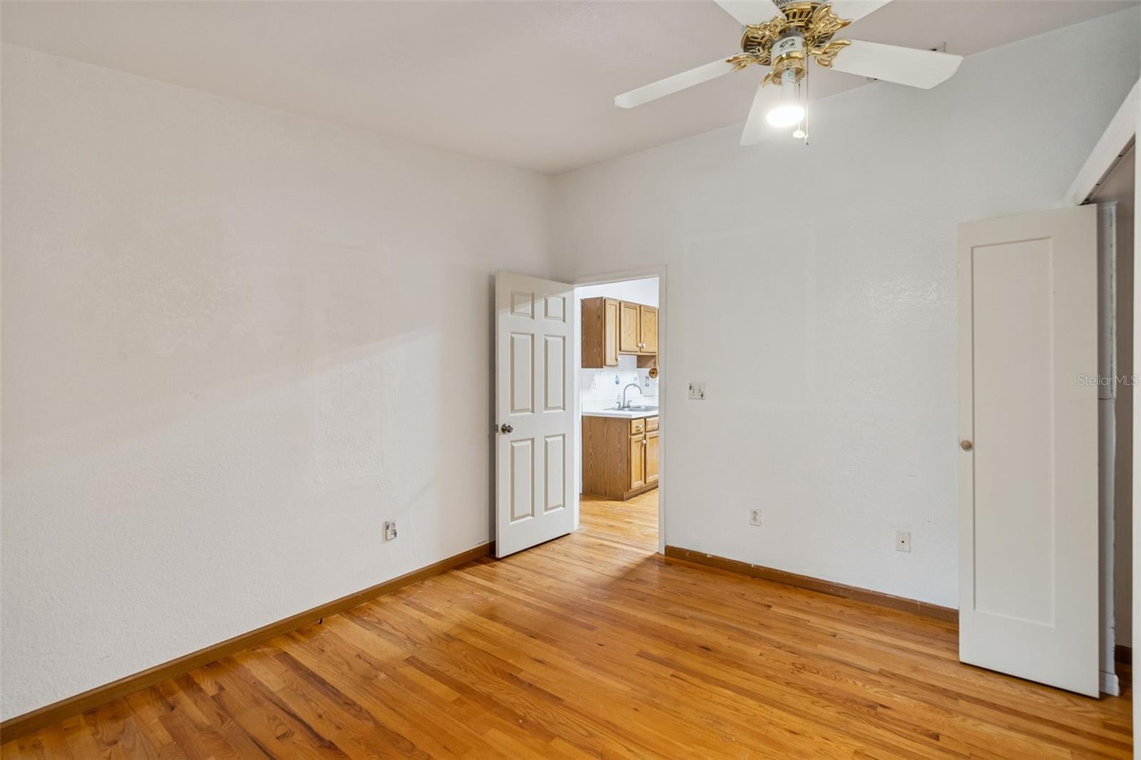 Image 17 of 48 For 2334 Hiawassee Road